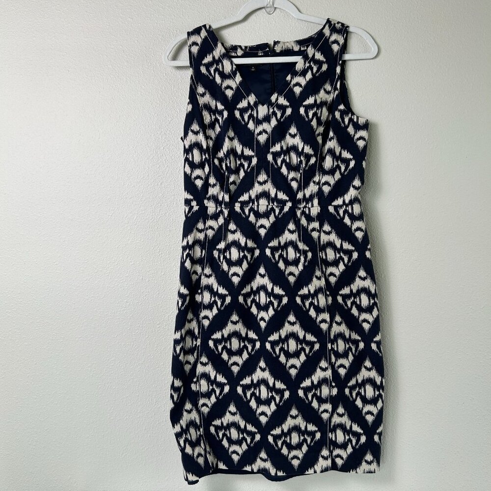Talbots Shift Dress Women 8 Navy Blue Geometric Print Sleeveless V Neck Stretch